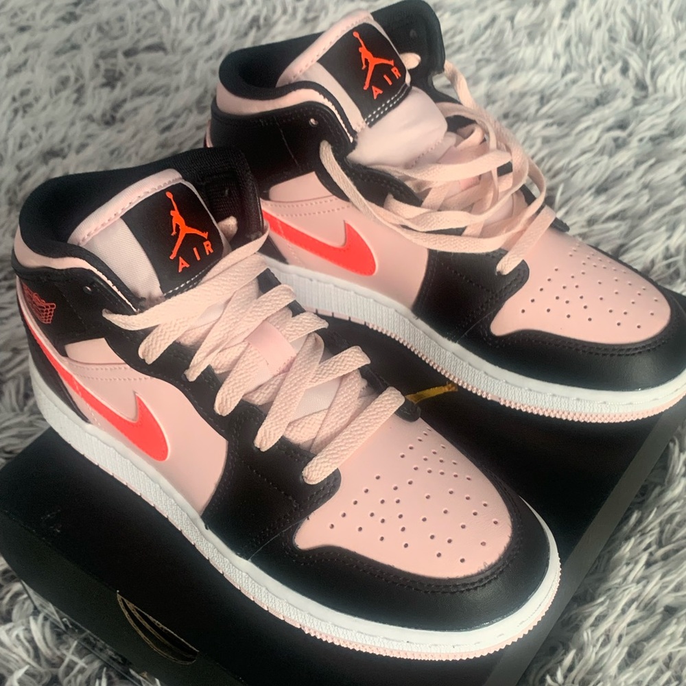 Nike Air Jordan 1 Mid GS